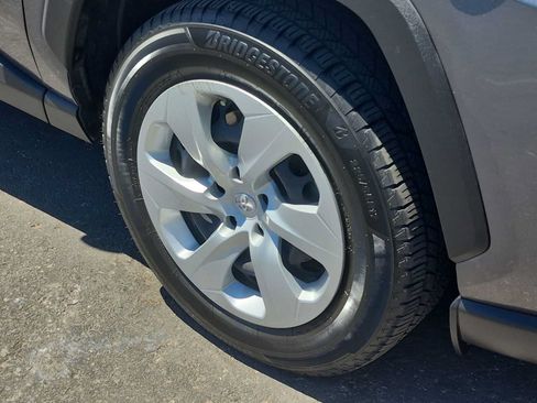 Used 2019 Toyota RAV4 LE w/ All Weather Liner Package AWD/4WD image 12