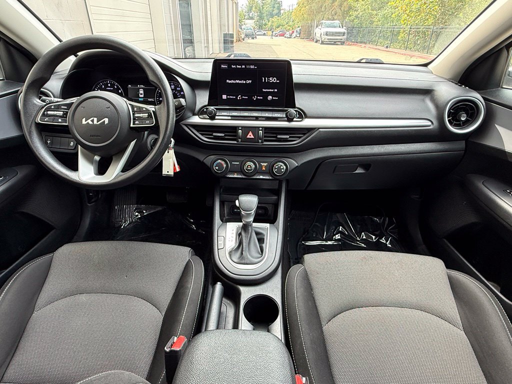 Used 2024 Kia Forte LXS FWD image 28