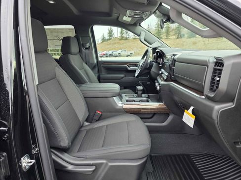 New 2026 GMC Sierra 1500 Elevation w/ Preferred Package image 17