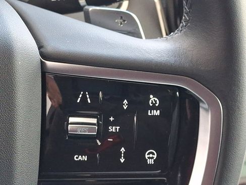 Used 2023 Land Rover Range Rover Evoque R-Dynamic SE AWD/4WD image 24
