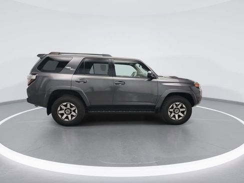 Used 2019 Toyota 4Runner TRD Off-Road image 10