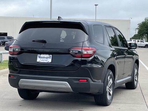 Used 2024 Honda Pilot EX-L image 4