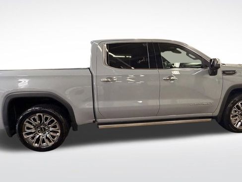 Used 2025 GMC Sierra 1500 Denali Ultimate AWD/4WD image 6