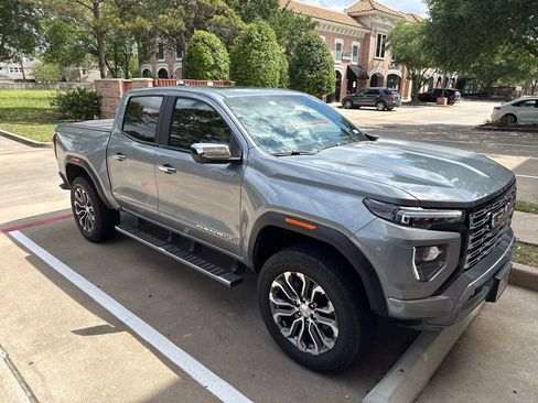 Used 2024 GMC Canyon Denali AWD/4WD image 2