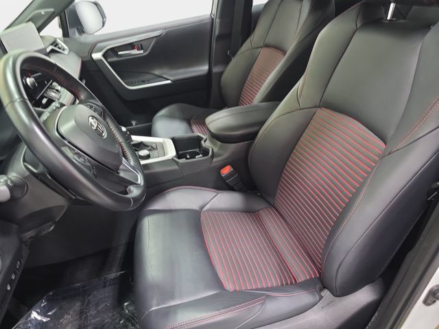 Certified 2025 Toyota RAV4 XSE w/ Weather Package AWD/4WD image 11