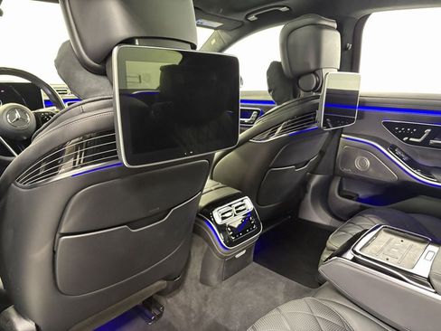 Used 2023 Mercedes-Benz S 580 4MATIC Sedan image 29