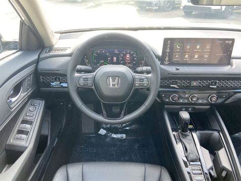 New 2025 Honda Accord EX-L image 11