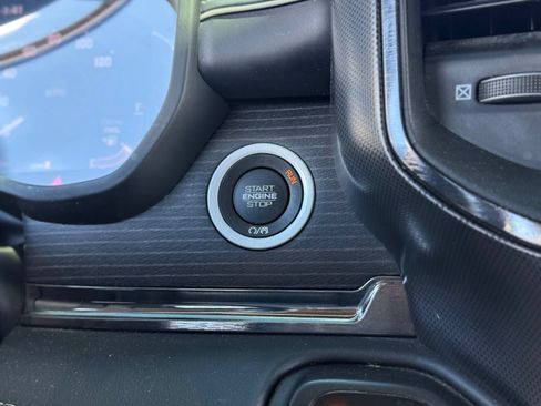 Used 2023 RAM 1500 Limited AWD/4WD image 33