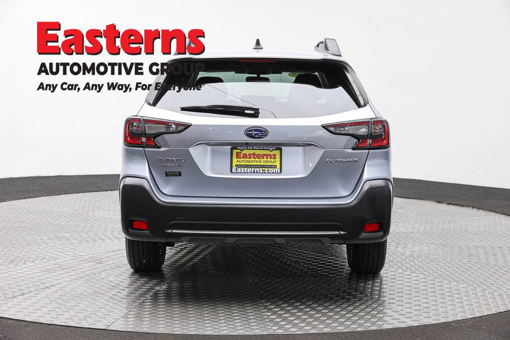 Used 2023 Subaru Outback Premium AWD/4WD image 7