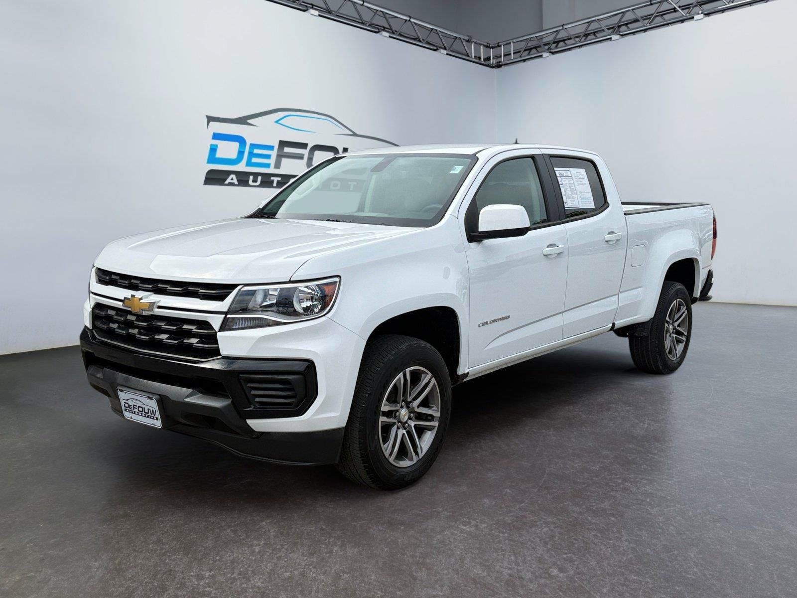 Used 2022 Chevrolet Colorado W/T w/ Custom Special Edition RWD image 7