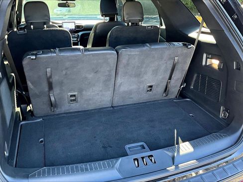 Used 2022 Ford Explorer ST-Line w/ Class IV Trailer Tow Package image 33