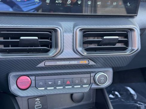 Used 2025 Ford Mustang Convertible RWD image 14