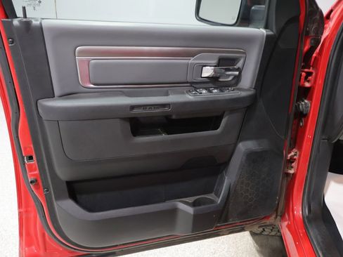 Used 2023 RAM 1500 Classic SLT image 13