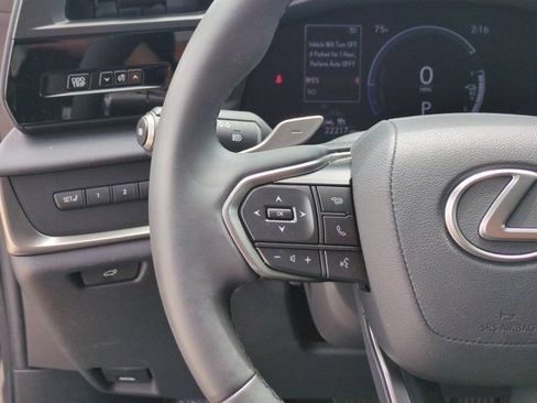 Used 2024 Lexus RZ 300e Premium FWD image 19