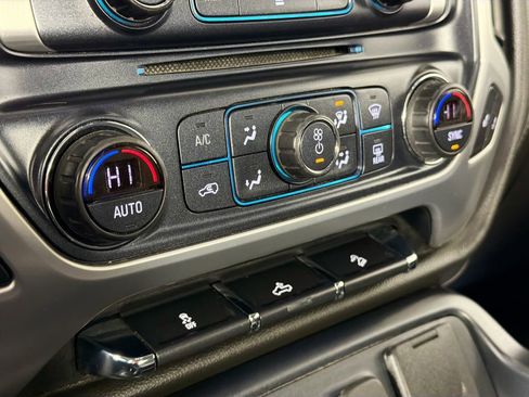 Used 2018 GMC Sierra 1500 SLE image 15