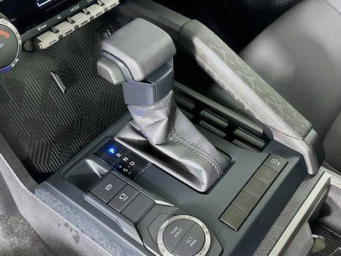 Used 2025 Toyota Tacoma SR5 RWD image 17