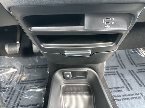 New 2026 Chrysler Pacifica Select image 49