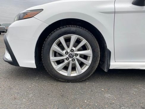 Used 2022 Toyota Camry SE image 22
