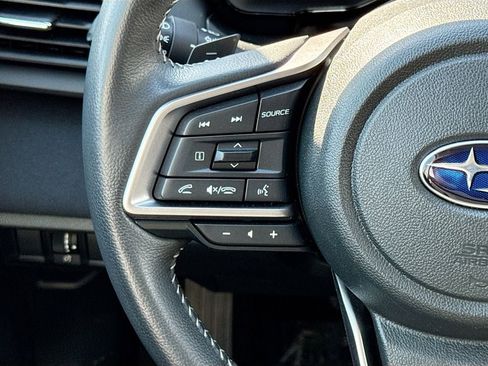 Used 2023 Subaru Outback Premium image 29