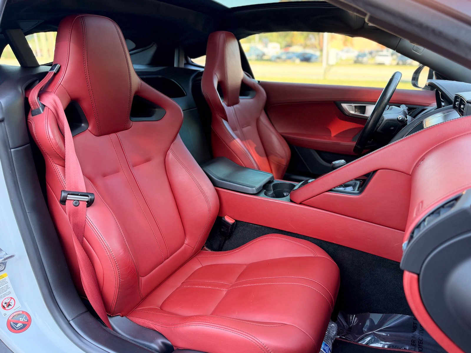 Used 2016 Jaguar F-TYPE S RWD image 4