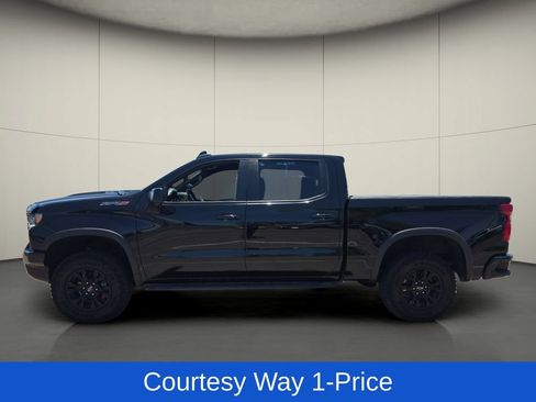 Used 2022 Chevrolet Silverado 1500 ZR2 w/ Technology Package AWD/4WD image 5
