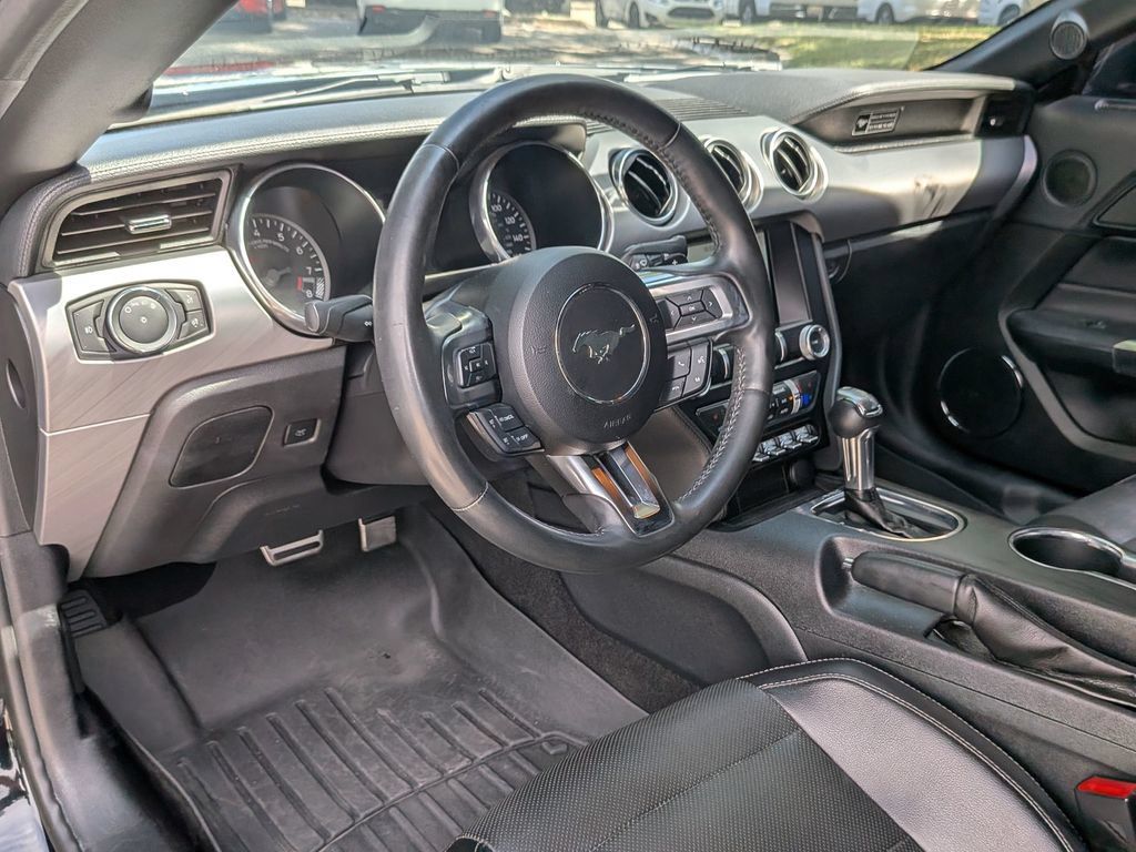 Used 2020 Ford Mustang GT Premium RWD image 33