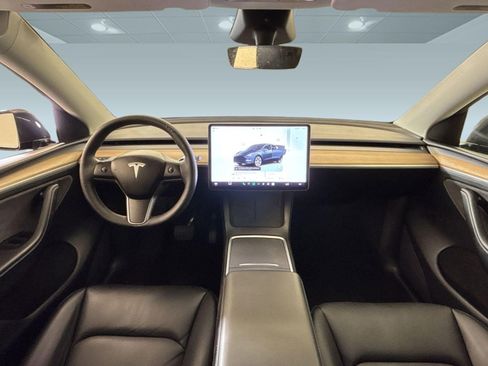 Used 2024 Tesla Model Y Long Range AWD/4WD image 31