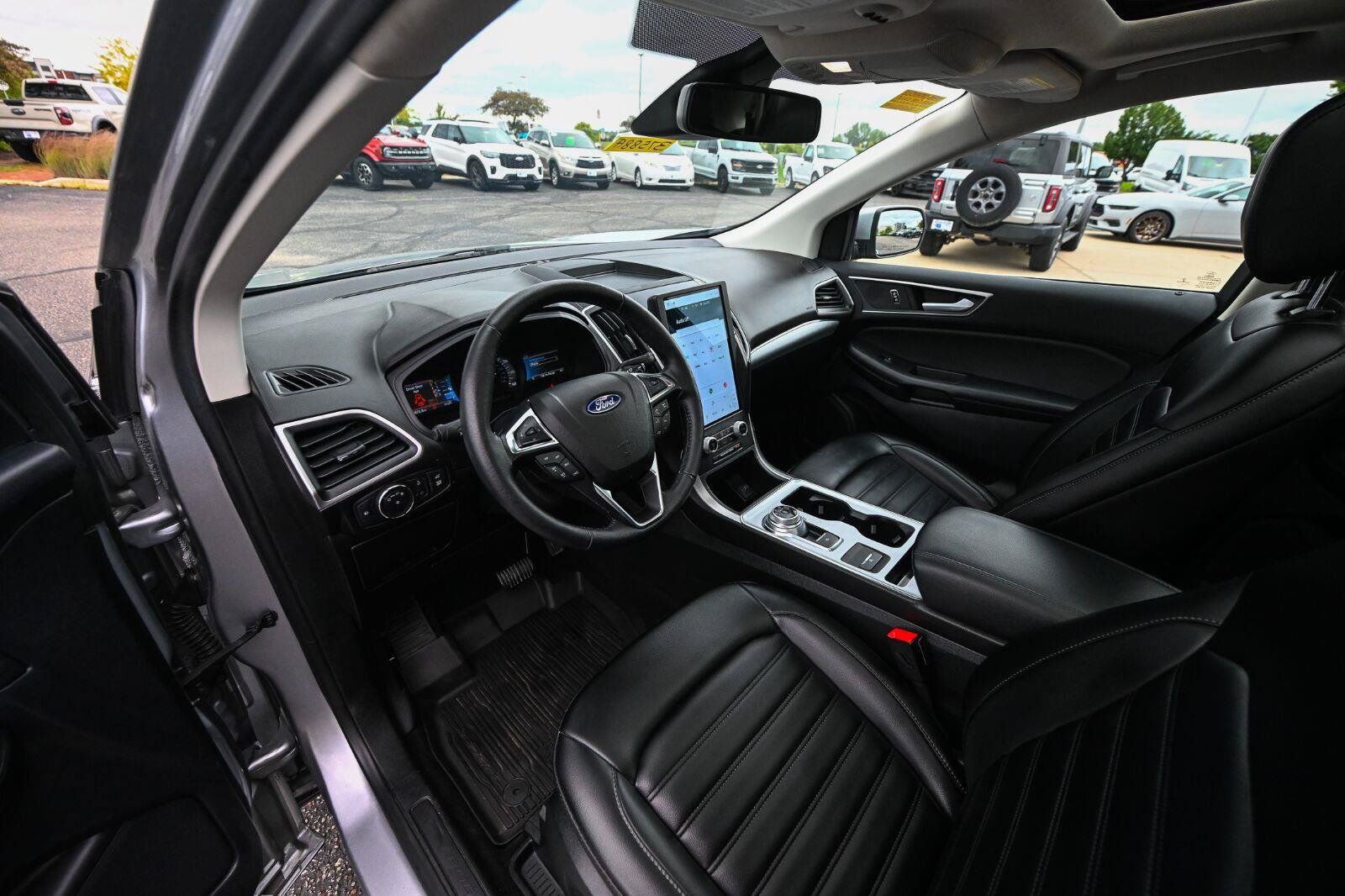 Used 2022 Ford Edge SEL w/ Convenience Package AWD/4WD image 19