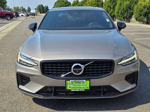 Used 2021 Volvo S60 T8 R-Design w/ Climate Package AWD/4WD image 8