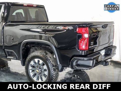 Certified 2025 Chevrolet Silverado 2500 Custom w/ Custom Value Package image 10