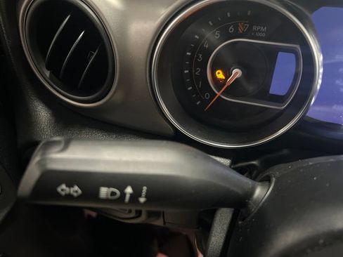 Used 2022 Jeep Gladiator Sport AWD/4WD image 19