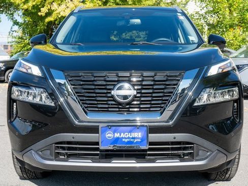 Used 2023 Nissan Rogue SL w/ SL Premium Package image 3