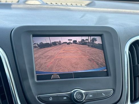 Used 2024 Chevrolet Equinox LT w/ LPO, Floor Liner Package FWD image 17