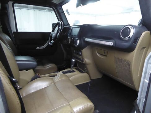 Used 2011 Jeep Wrangler Unlimited Sahara w/ Dual Top Group image 21