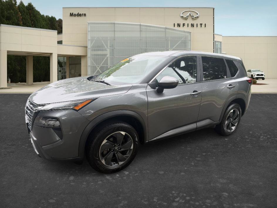 Used 2025 Nissan Rogue SV AWD/4WD image 1