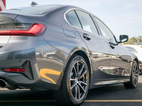 Used 2020 BMW 330i Sedan w/ Convenience Package RWD image 14
