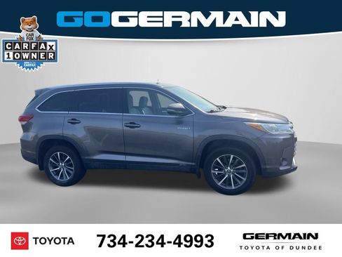 Used 2019 Toyota Highlander XLE AWD/4WD image 6