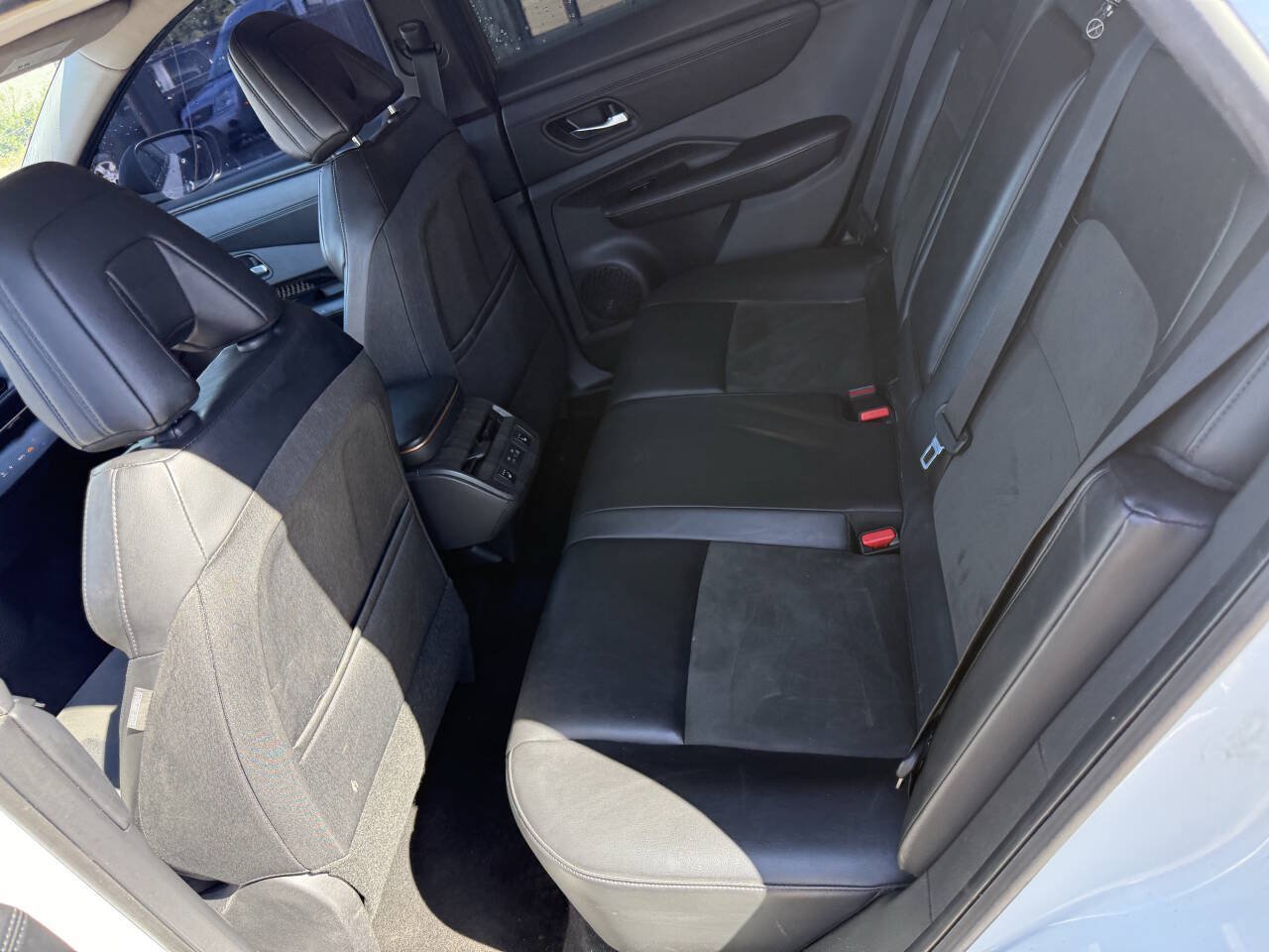 Used 2024 Nissan Ariya AWD image 19
