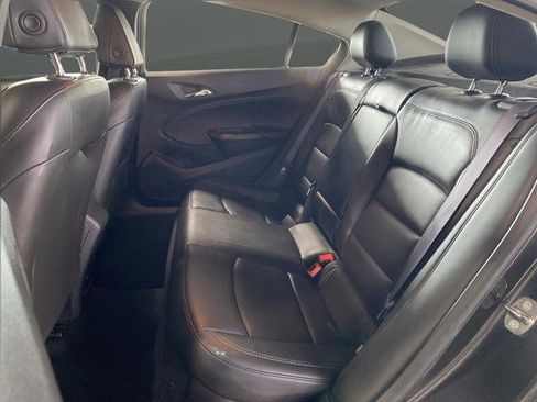 Used 2017 Chevrolet Cruze Premier image 25