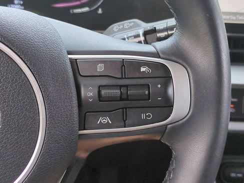 Certified 2024 Kia Sportage EX FWD image 26