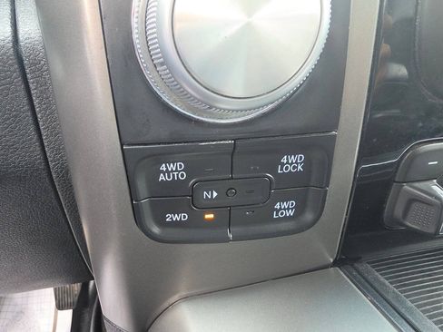 Used 2014 RAM 1500 Sport AWD/4WD image 18