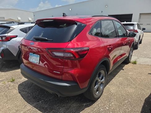 Used 2025 Ford Escape ST-Line AWD/4WD image 9