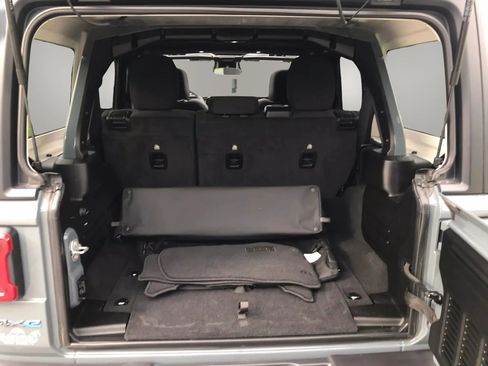 Used 2025 Jeep Wrangler Unlimited Rubicon 4xe w/ Convenience Group AWD/4WD image 36