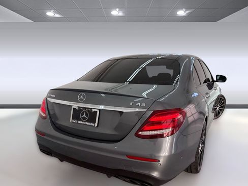 Used 2018 Mercedes-Benz E 43 AMG 4MATIC Sedan image 8