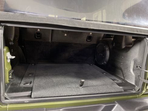 Used 2022 Jeep Wrangler Unlimited Sahara w/ Cold Weather Group image 35