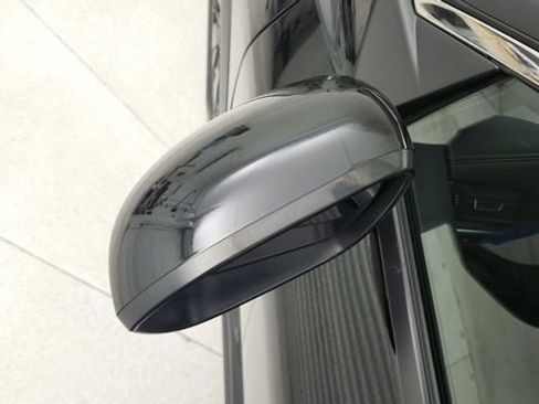 Used 2024 Nissan Rogue SV image 30