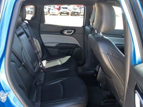 Used 2025 Jeep Compass Limited AWD/4WD image 28