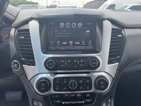 Used 2019 GMC Yukon XL SLT AWD/4WD image 11