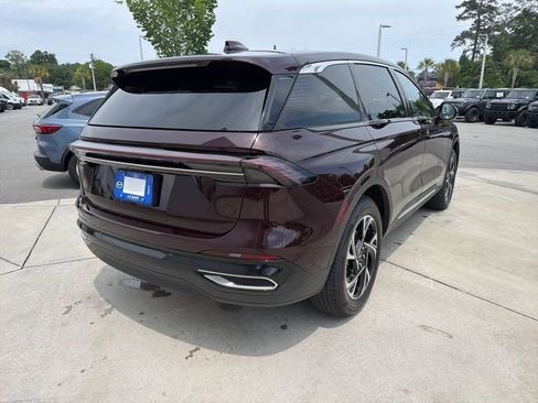 Used 2024 Lincoln Nautilus Premier w/ Equipment Group 102A AWD/4WD image 10