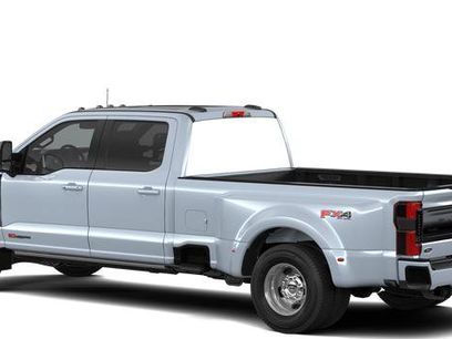 New 2026 Ford F350 4x4 Crew Cab DRW Super Duty